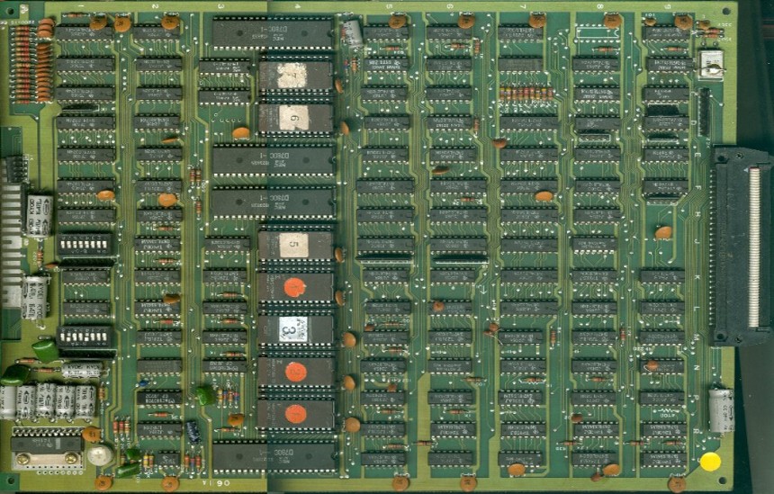 NebulousBee.pcb